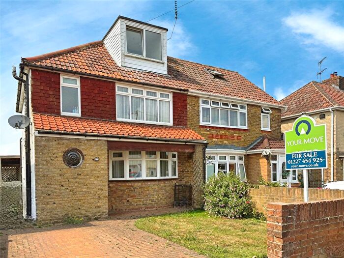 3 Bedroom Semi-Detached House For Sale In Cornwallis Avenue, Aylesham, Canterbury, Kent, CT3