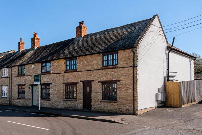 3 Bedroom End Of Terrace House For Sale In Olney Road, Lavendon, Buckinghamshire, MK46