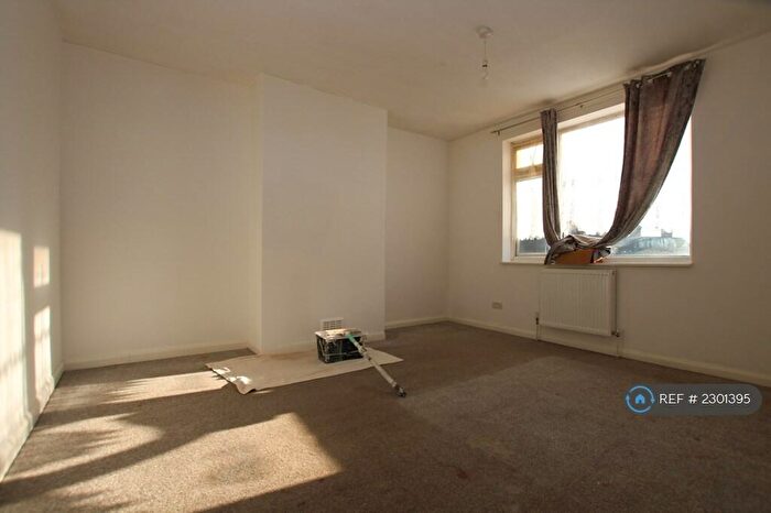 3 Bedroom Semi-Detached House To Rent In Coronation Road, Sheerness, ME12