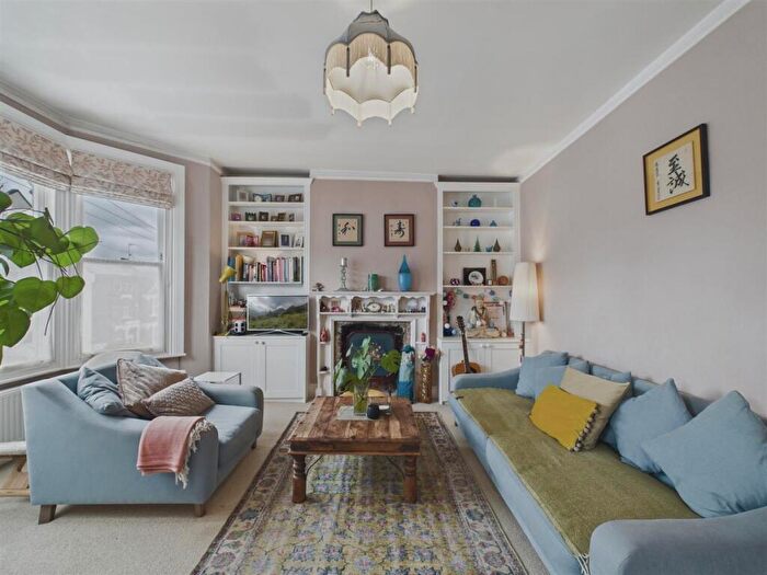 2 Bedroom Maisonette For Sale In Leghorn Road, NW10