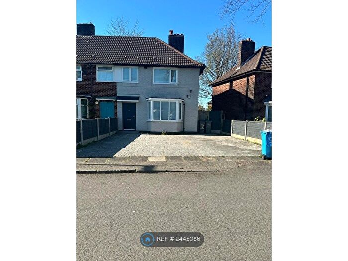 3 Bedroom Semi-Detached House To Rent In Halfacre Road, Manchester, M22