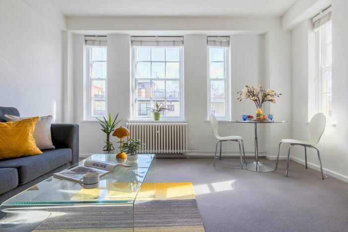 1 Bedroom Flat To Rent In Dolphin Square, Chichester Street, London Lx, London, SW1V