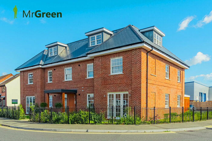 2 Bedroom Apartment To Rent In Grange Road, Bournemouth, BH23