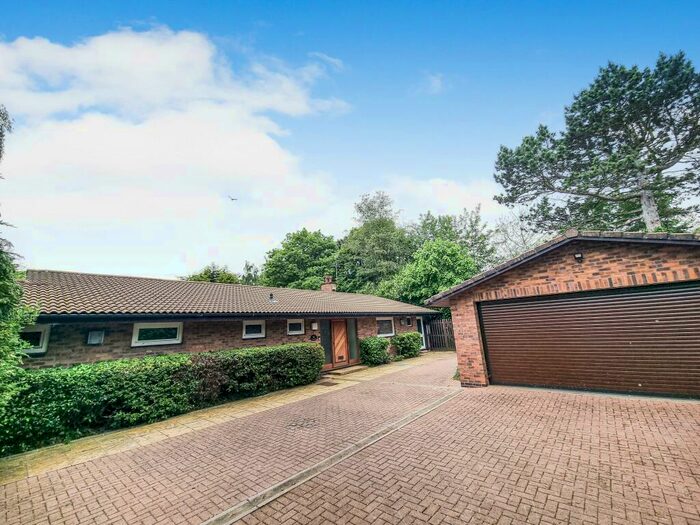 3 Bedroom Bungalow To Rent In Fleckney Road, Kibworth Beauchamp, Leicestershire, LE8
