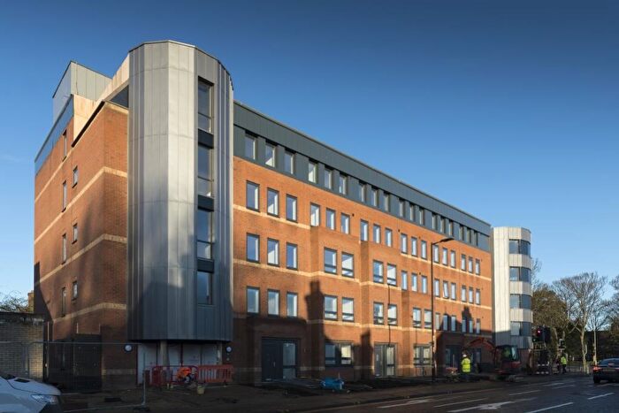 1 Bedroom Flat To Rent In Clifton House, Broadway, Peterborough, Cambridgrshire, PE1