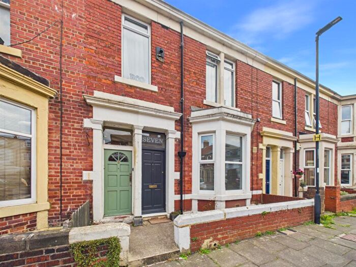 2 Bedroom Apartment To Rent In Donkin Terrace, North Shields, NE30