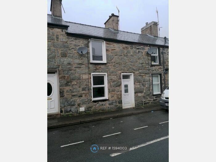 2 Bedroom Terraced House To Rent In Glynllifon Street, Blaenau Ffestiniog, LL41