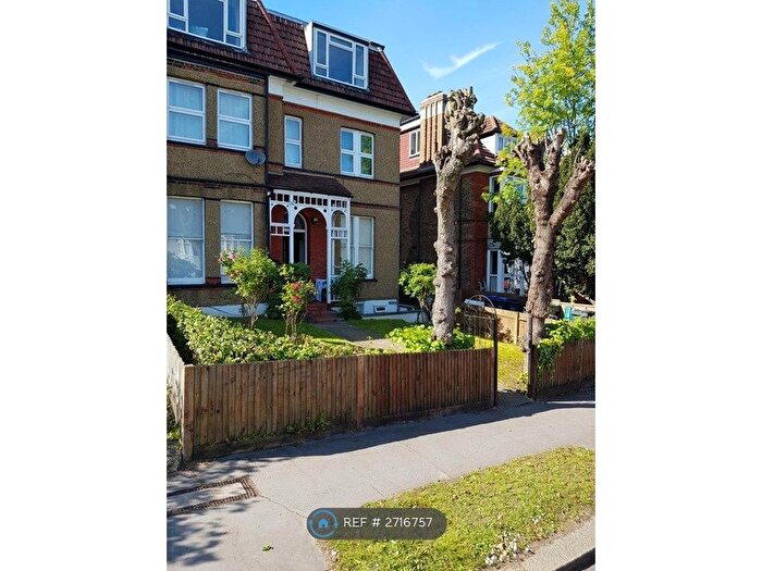 1 Bedroom Flat To Rent In Howden Rd, London, SE25