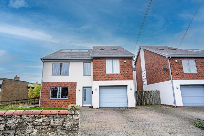 5 Bedroom Detached House For Sale In Offerton, Sunderland, SR4