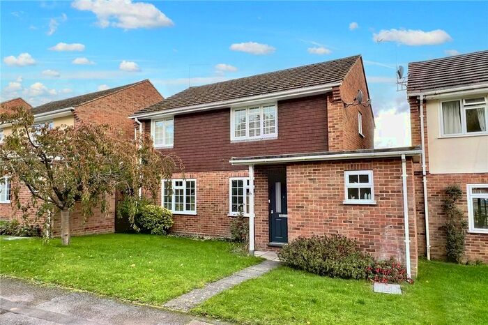 4 Bedroom Detached House To Rent In Barrards Way, Seer Green, Beaconsfield, HP9