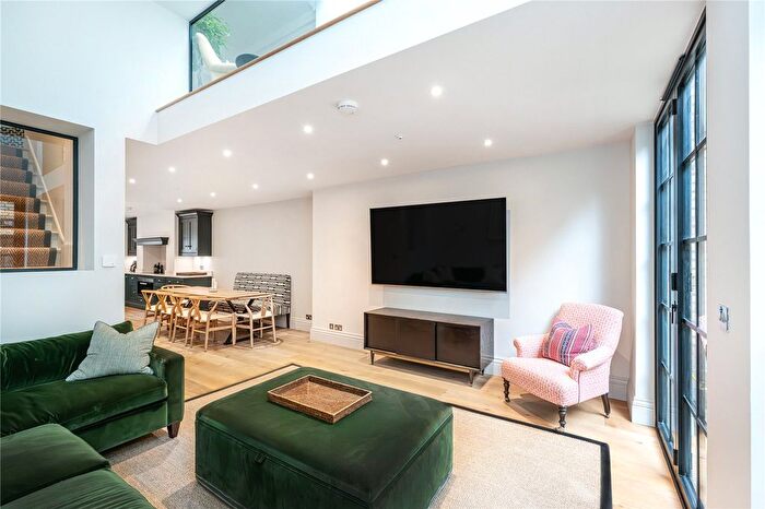 4 Bedroom Terraced House To Rent In Northumberland Place, Notting Hill, London, W2