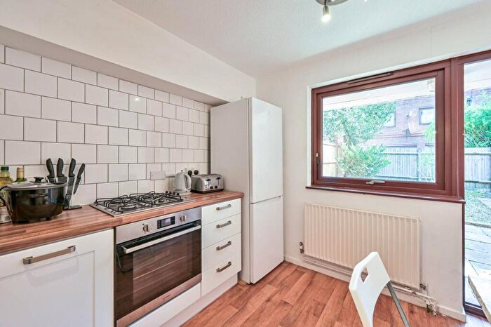 3 Bedroom Maisonette To Rent In Minton Mews, West Hampstead, London, NW6
