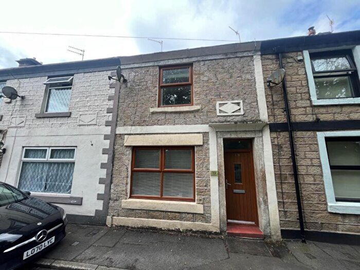2 Bedroom Cottage To Rent In Springwood Street, Ramsbottom, Bury, BL0
