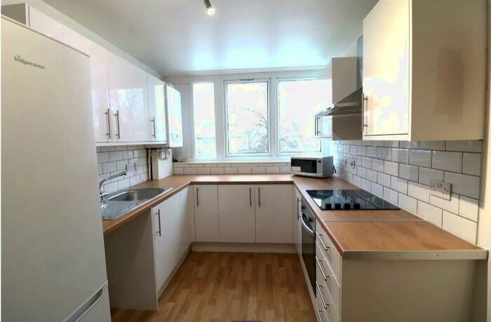 4 Bedroom Flat To Rent In Hazel Grove, London, SE26
