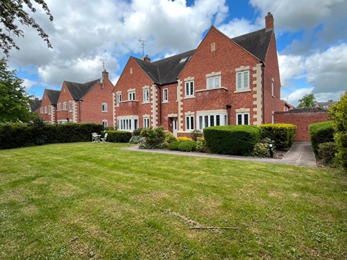 2 Bedroom Apartment To Rent In Coopers Close, Stratford-upon-Avon, CV37