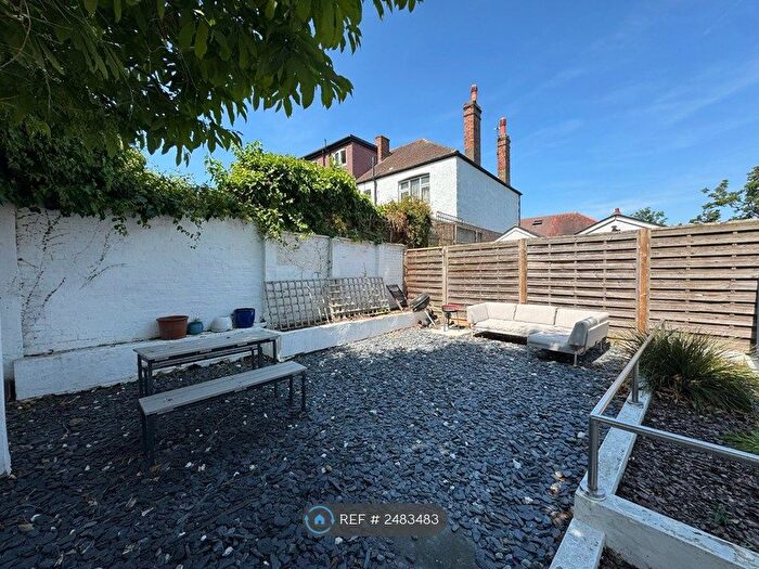 1 Bedroom Flat To Rent In Tulse Hill, London, SW2