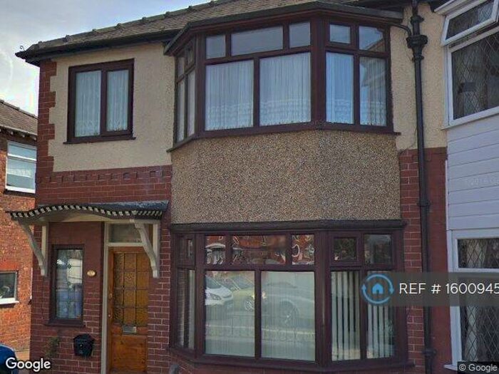 3 Bedroom Semi-Detached House To Rent In East Lancashire Road, Swinton, Manchester, M27
