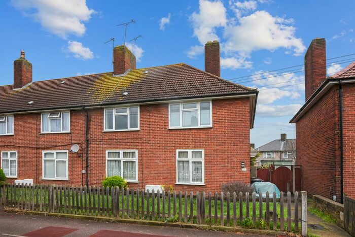 1 Bedroom Maisonette To Rent In Stamford Road, Dagenham, RM9