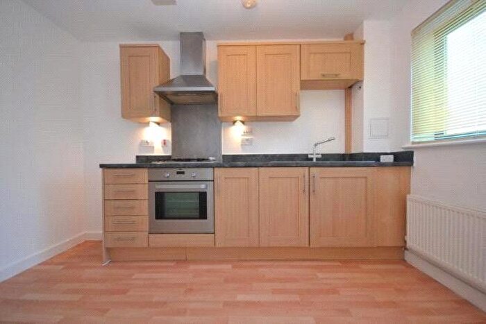 Studio To Rent In Fern Court, Cottons Approach, Romford, Essex, RM7