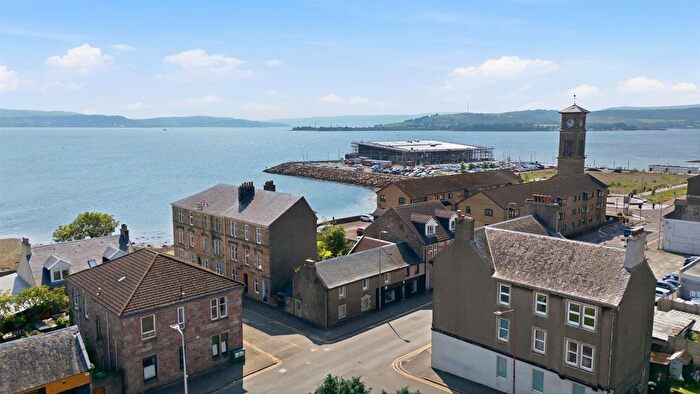 2 Bedroom Flat For Sale In Maitland Street, Helensburgh, G84