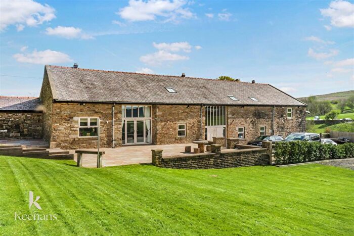 6 Bedroom Barn Conversion For Sale In Manchester Road, Clowbridge, Burnley, BB11