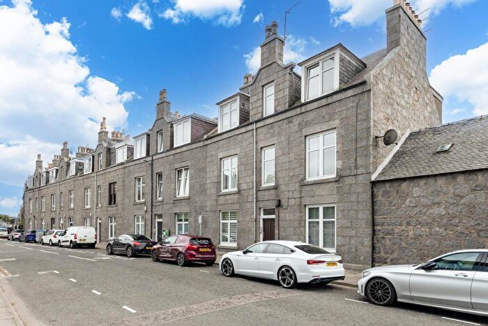 1 Bedroom Flat To Rent In Hardgate, Ferryhill, Aberdeen, AB11