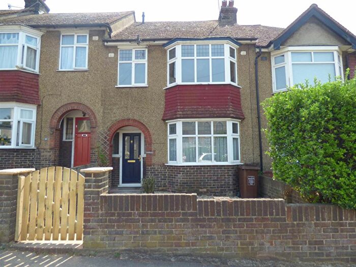 3 Bedroom Terraced House To Rent In Frindsbury Road, Frindsbury Rochester, ME2