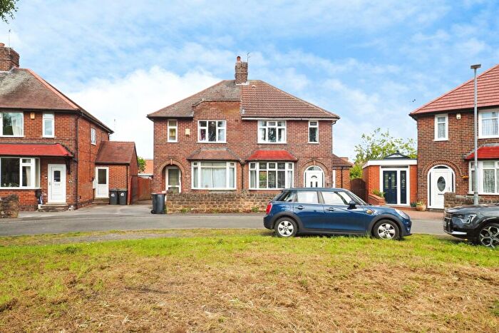 3 Bedroom Semi-Detached House For Sale In Lilac Crescent, Beeston, Nottingham, Nottinghamshire, NG9