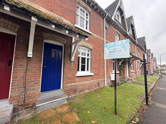3 Bedroom Terraced House To Rent In Mill Street, East Malling, ME19