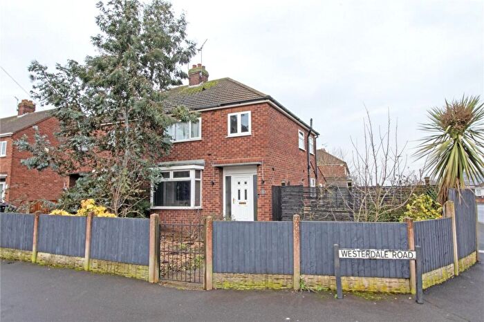 3 Bedroom Semi-Detached House For Sale In Westerdale Road, Scunthorpe, Lincolnshire, DN16