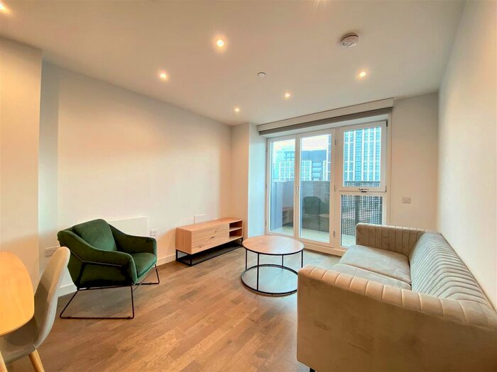 2 Bedroom Flat To Rent In Novella, Stanley Street, Salford, M3