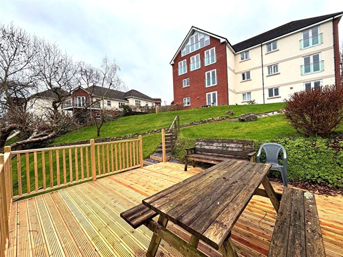 2 Bedroom Flat For Sale In Park Avenue, Sticklepath, Barnstaple, Devon, EX31
