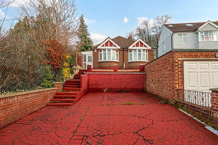 3 Bedroom Detached House For Sale In Danson Lane, Welling, Bexley, DA16