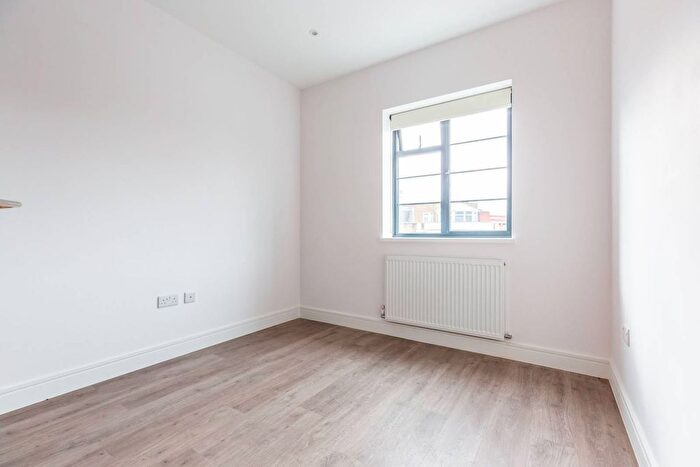1 Bedroom Flat To Rent In Gladstone House, Wood Green, London, N22