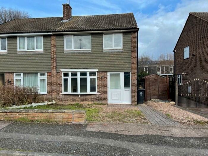 3 Bedroom Semi-Detached House To Rent In Brookdale Road, Leicester, LE3
