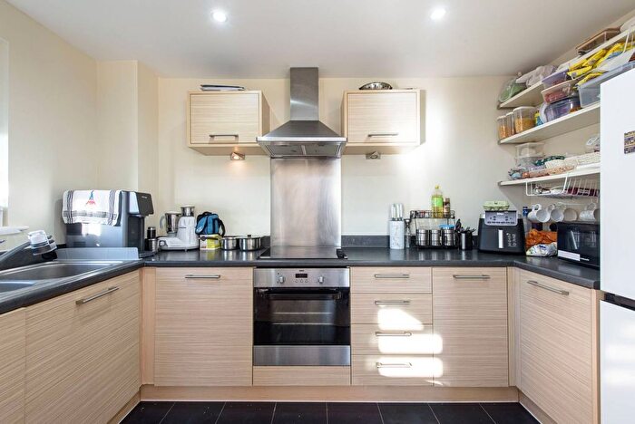 2 Bedroom Flat To Rent In Mornington Close, Colindale, London, NW9