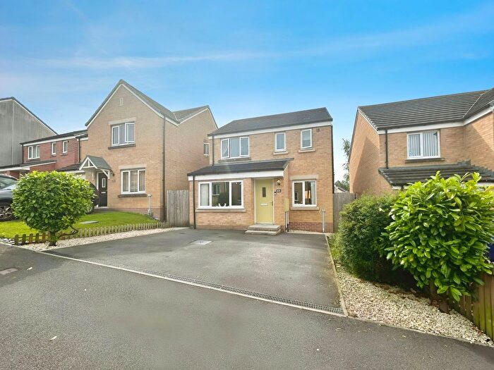 3 Bedroom Detached House For Sale In Emily Fields, Birchgrove, Swansea, SA7