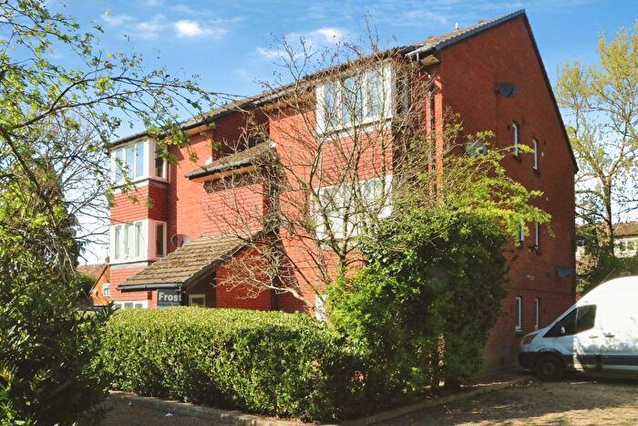 Studio For Sale In Mead Avenue, Langley, SL3