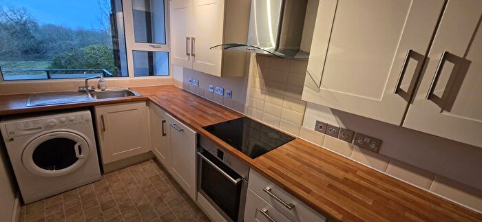 2 Bedroom Apartment To Rent In Newbold Lawn, Leamington Spa, CV32