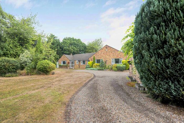 5 Bedroom Detached Bungalow For Sale In Crowell Hill, Chinnor, OX39