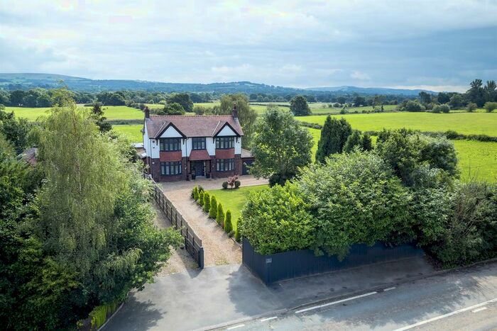 4 Bedroom Detached House For Sale In London Road, Adlington, Macclesfield, SK10