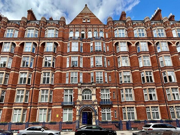 3 Bedroom Flat To Rent In Bickenhall Mansions, Bickenhall Street, Marylebone, W1U