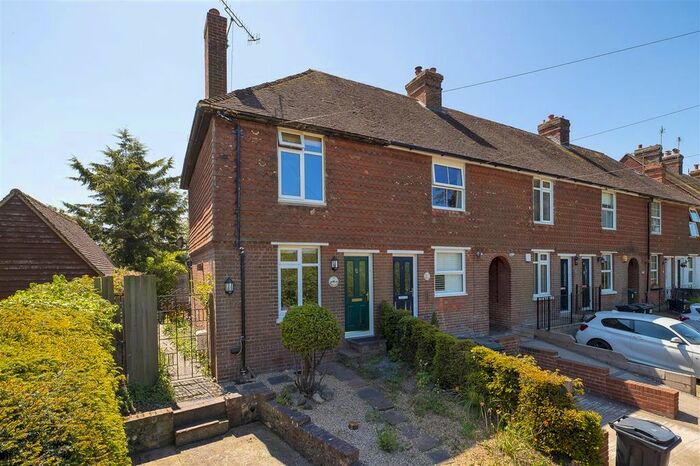 3 Bedroom End Of Terrace House For Sale In Prospect Cottages, Wye Road, Ashford, TN25