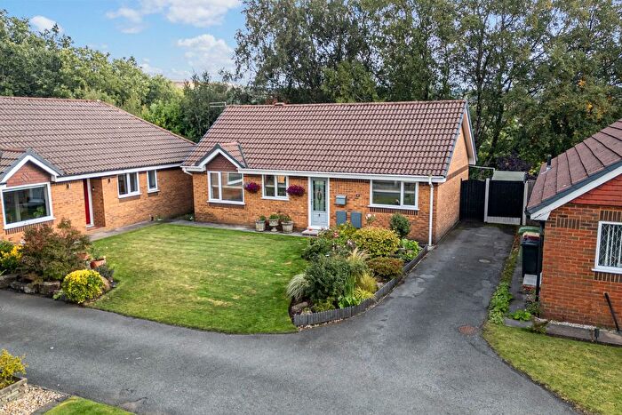 2 Bedroom Bungalow For Sale In Masbury Close, Bolton, BL1