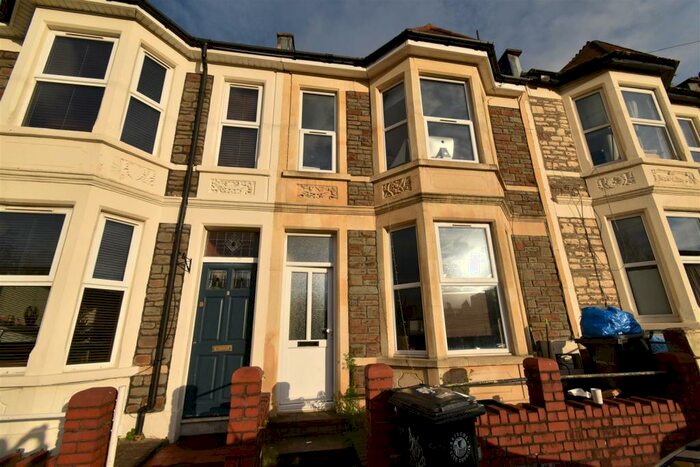 2 Bedroom Terraced House To Rent In Gerrish Avenue, Bristol, BS5