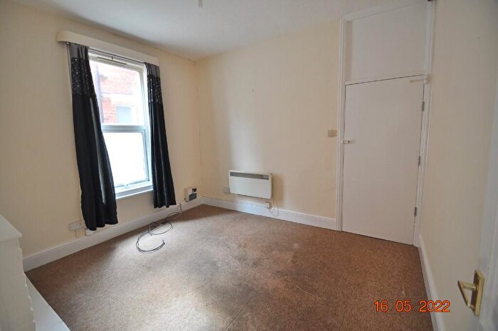 1 Bedroom Flat To Rent In Clifton Road, Weston-Super-Mare, Somerset, BS23