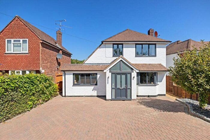 3 Bedroom Detached House For Sale In Cranmore Gardens, Aldershot, GU11