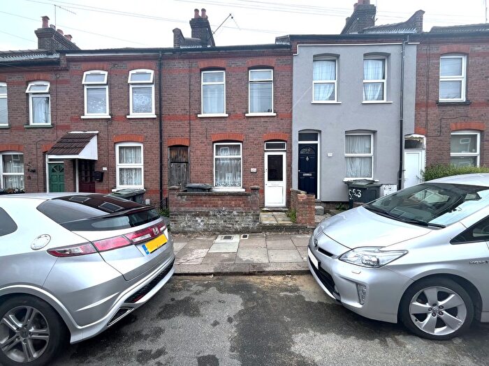 2 Bedroom Terraced House To Rent In Butlin Road, Luton, LU1