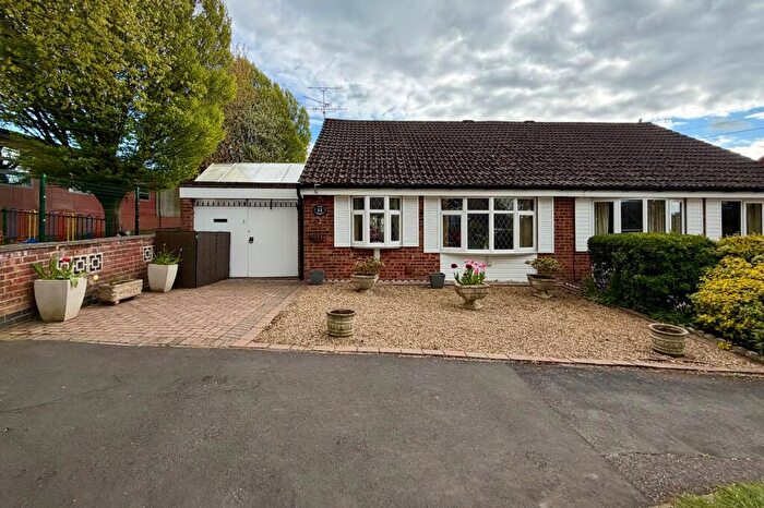 2 Bedroom Semi-Detached Bungalow For Sale In Mount View, Great Glen, LE8