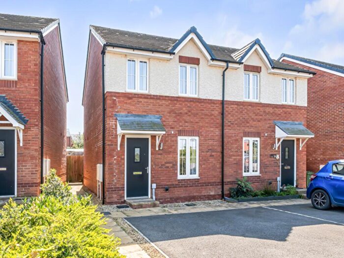 2 Bedroom Semi Detached House For Sale In Uppingstock Road, Glastonbury, BA6